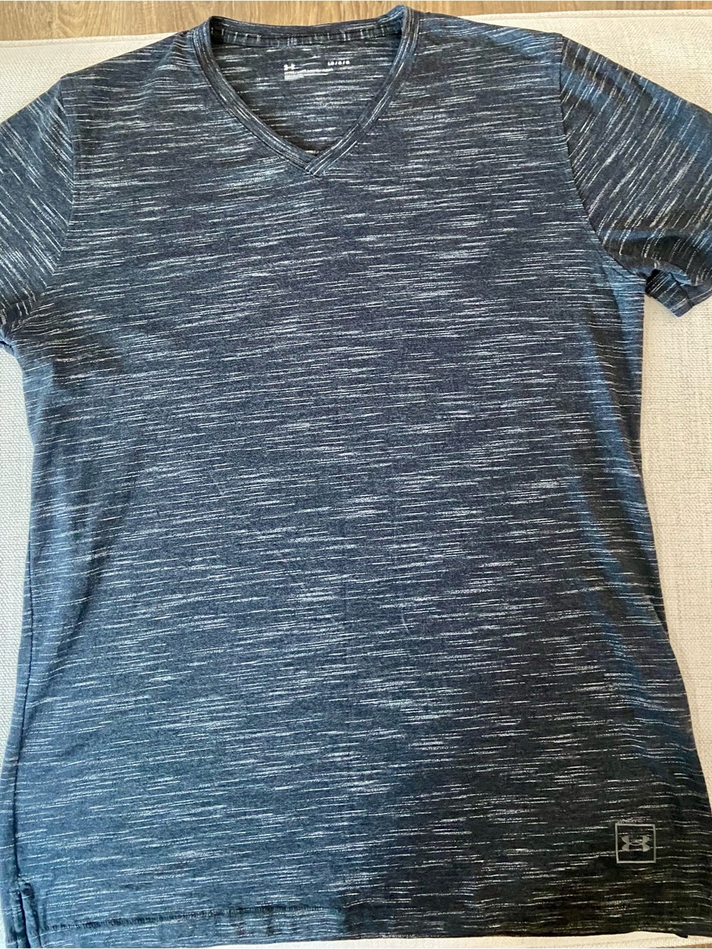 Under Armour Men's Charcoal Heather V-Neck Performance Tee - Black & Gray